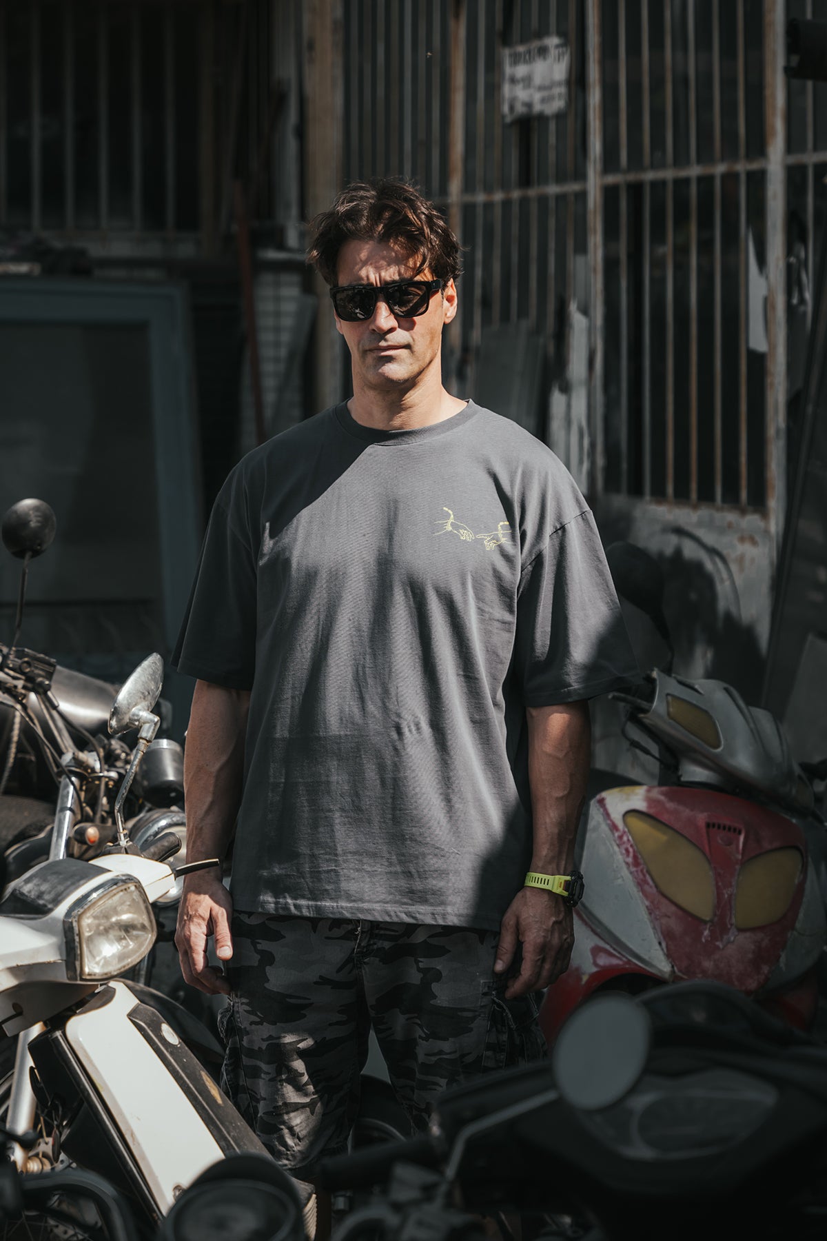 CÜRÜM Gri & Yeşil Oversize Tişört